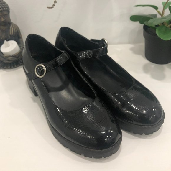 Urban Outfitters Loafers - Picture 2 of 2